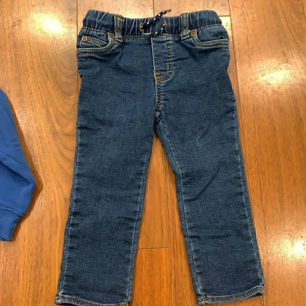 Carter’s Sweatshirt & Jeans Size 2T